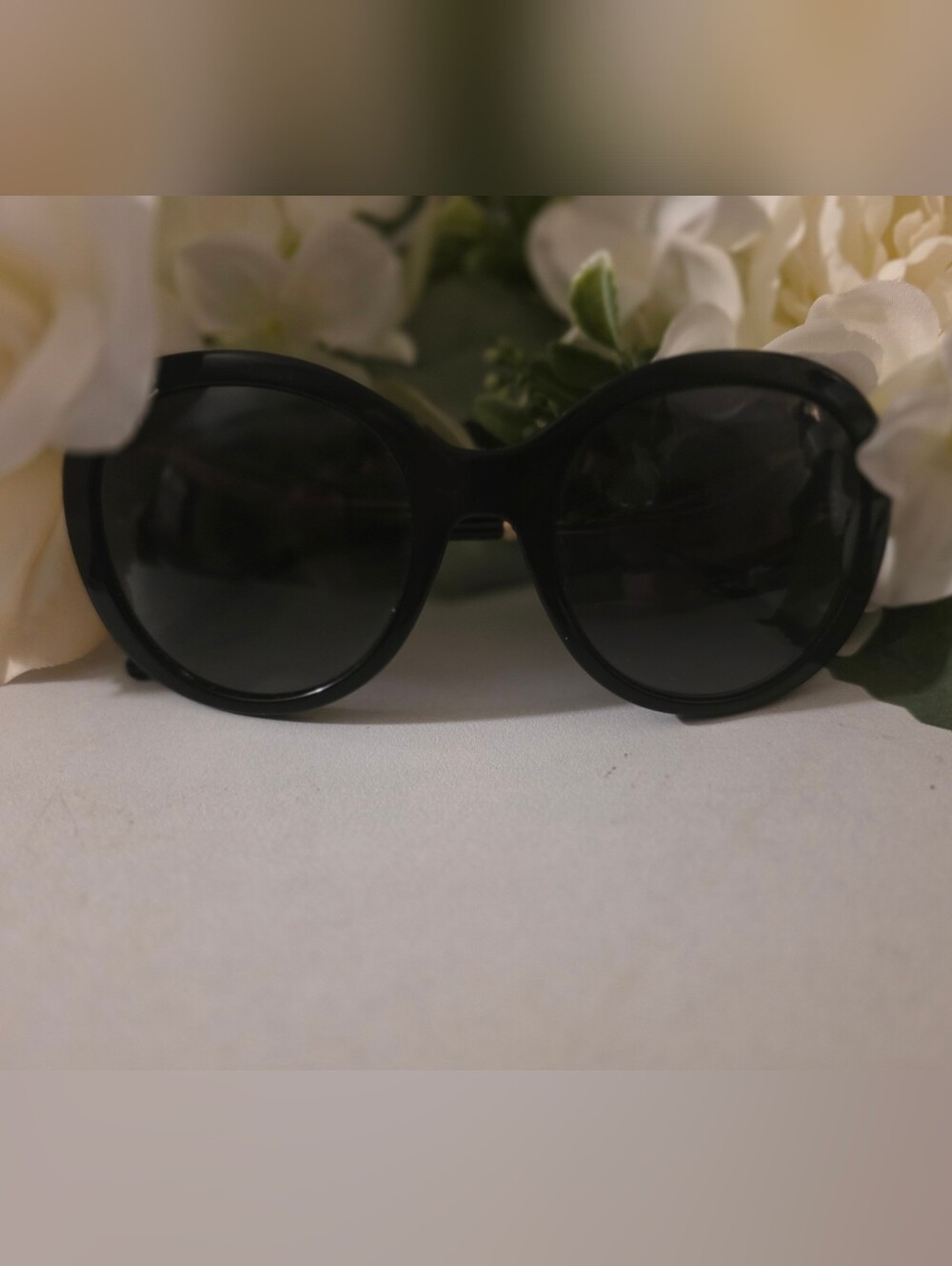 Burberry Black Round Sunglasses with Dark Lenses